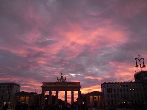 Brandenburger Tor in herbstlichen Farben