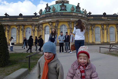 Hannah und Lukas am Schloss Sanssouci 2015